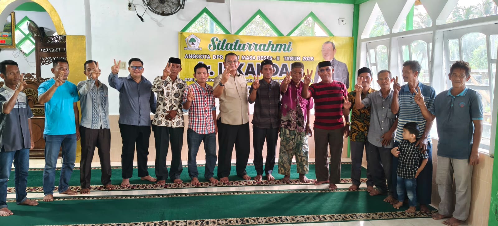 Warga Lantik Titip Aspirasi ke Ir. Iskandar DPRA : Bangun Jalan Wisata Pantai Alaik Setare